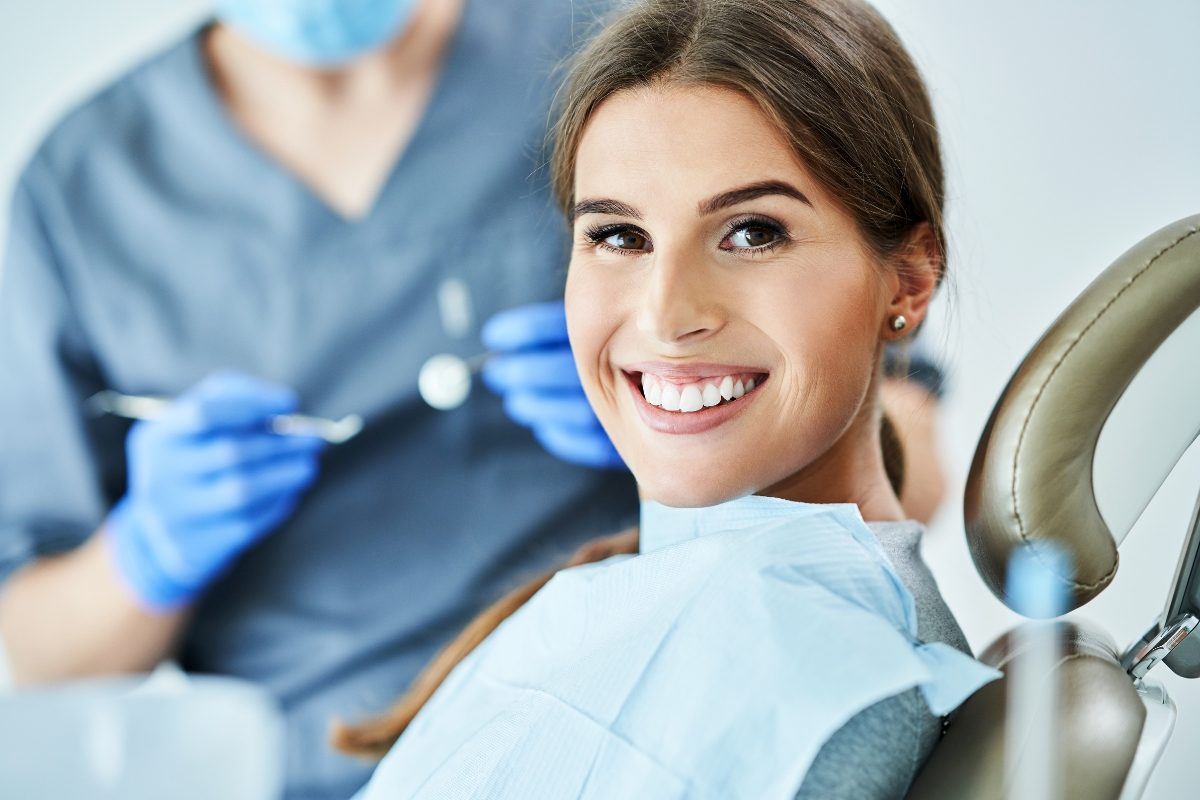 cosmetic dentist